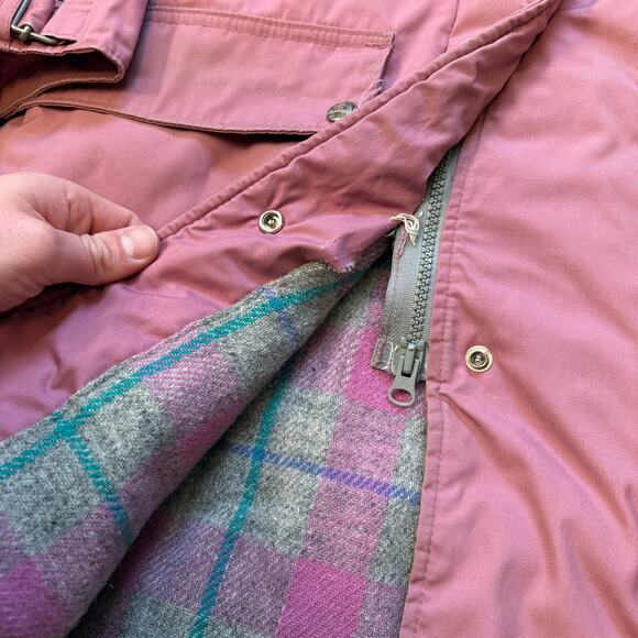 Women's Vintage 80's Woolrich Pink Flannel Lined Parka Jacket Coat Sz Medium VTG - Picture 9 of 11